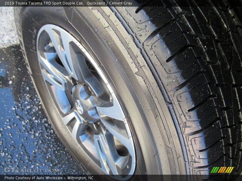 Quicksand / Cement Gray 2019 Toyota Tacoma TRD Sport Double Cab