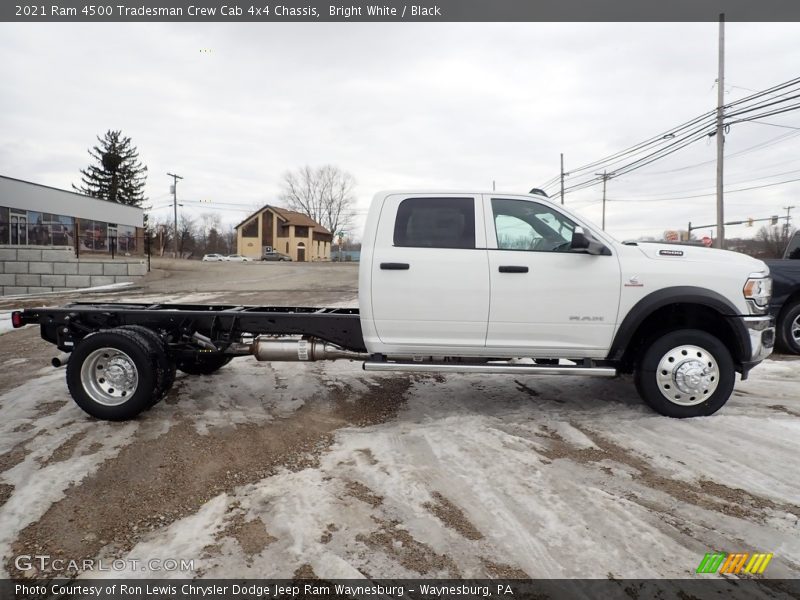 Bright White / Black 2021 Ram 4500 Tradesman Crew Cab 4x4 Chassis