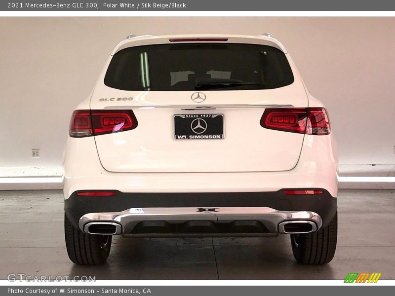 Polar White / Silk Beige/Black 2021 Mercedes-Benz GLC 300