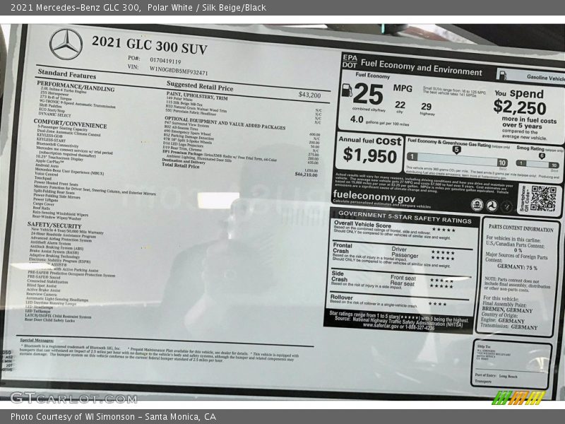 Polar White / Silk Beige/Black 2021 Mercedes-Benz GLC 300