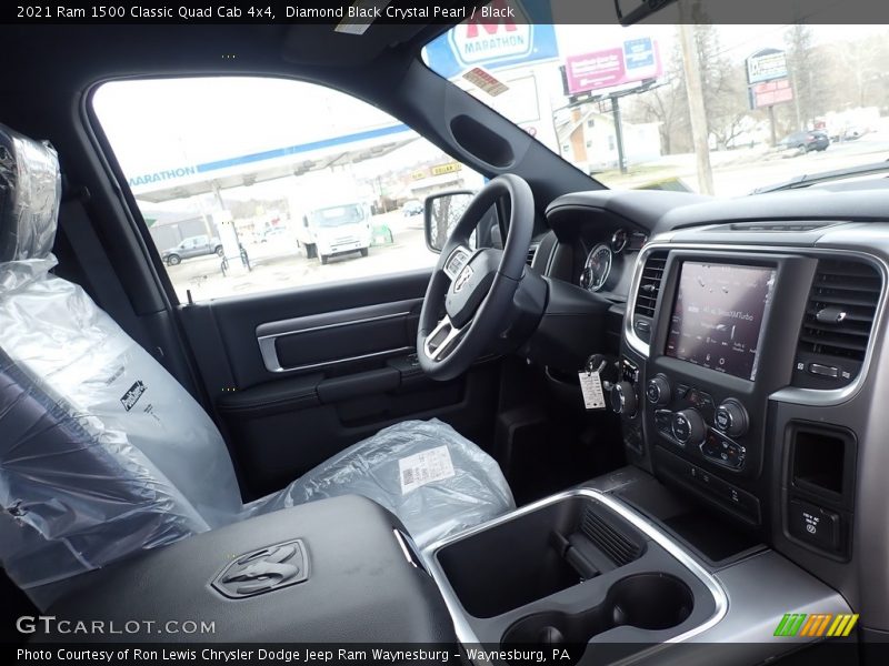 Diamond Black Crystal Pearl / Black 2021 Ram 1500 Classic Quad Cab 4x4