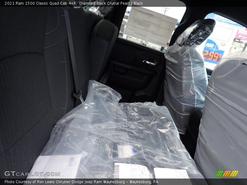 Diamond Black Crystal Pearl / Black 2021 Ram 1500 Classic Quad Cab 4x4