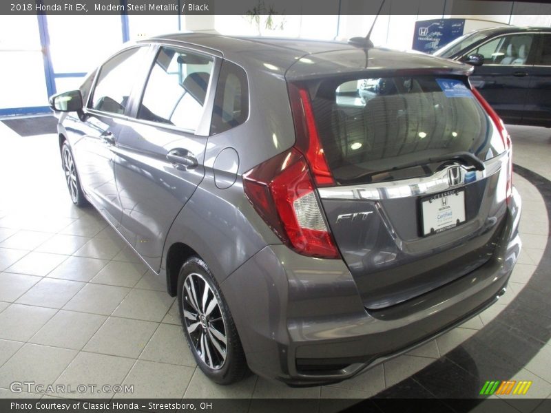 Modern Steel Metallic / Black 2018 Honda Fit EX