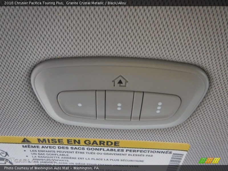 Granite Crystal Metallic / Black/Alloy 2018 Chrysler Pacifica Touring Plus