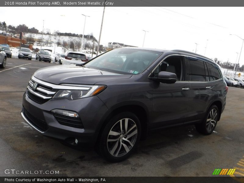 Modern Steel Metallic / Gray 2018 Honda Pilot Touring AWD