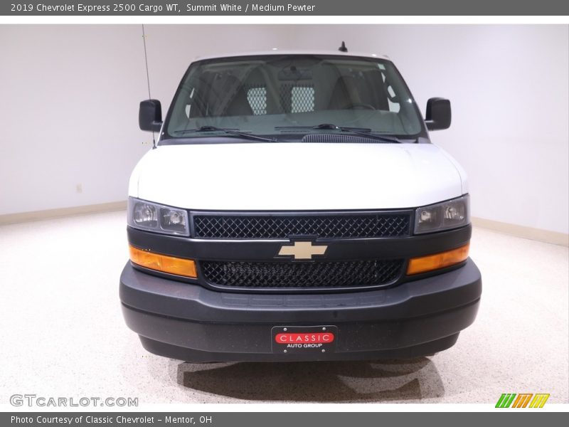 Summit White / Medium Pewter 2019 Chevrolet Express 2500 Cargo WT