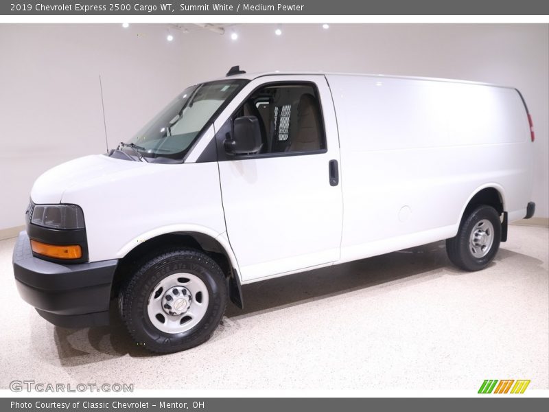 Summit White / Medium Pewter 2019 Chevrolet Express 2500 Cargo WT