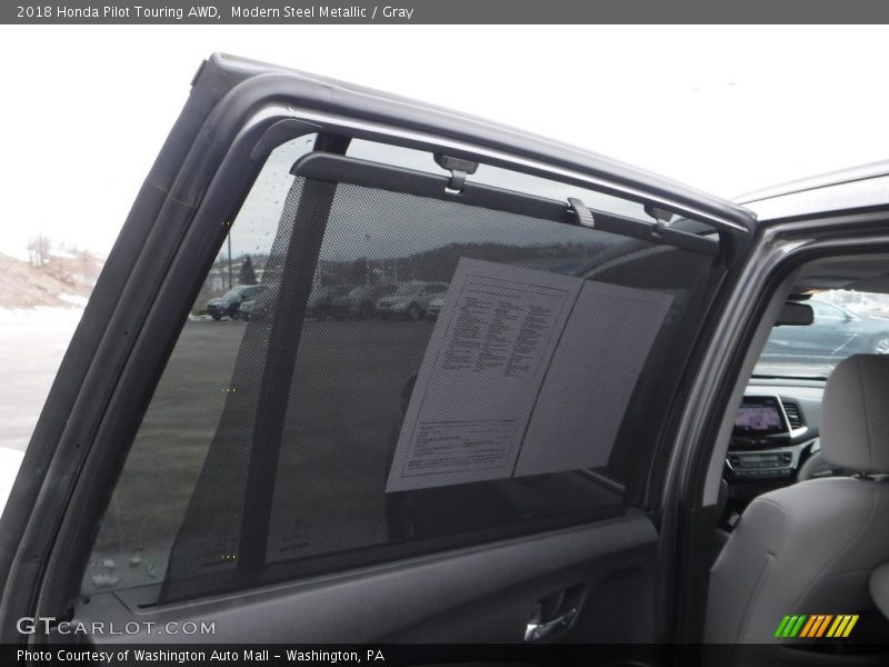 Modern Steel Metallic / Gray 2018 Honda Pilot Touring AWD