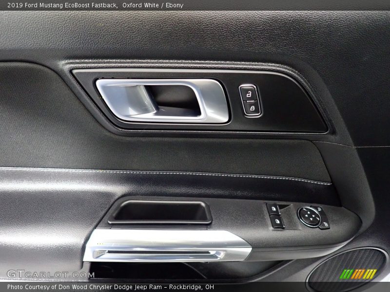 Oxford White / Ebony 2019 Ford Mustang EcoBoost Fastback