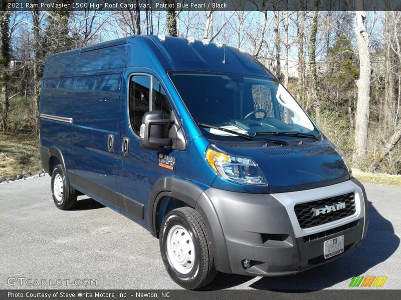 Front 3/4 View of 2021 ProMaster 1500 High Roof Cargo Van