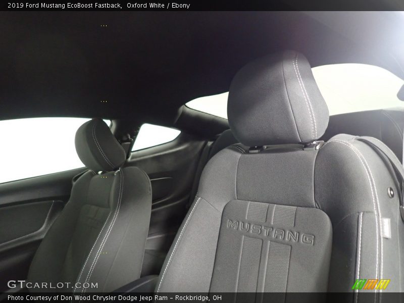 Oxford White / Ebony 2019 Ford Mustang EcoBoost Fastback