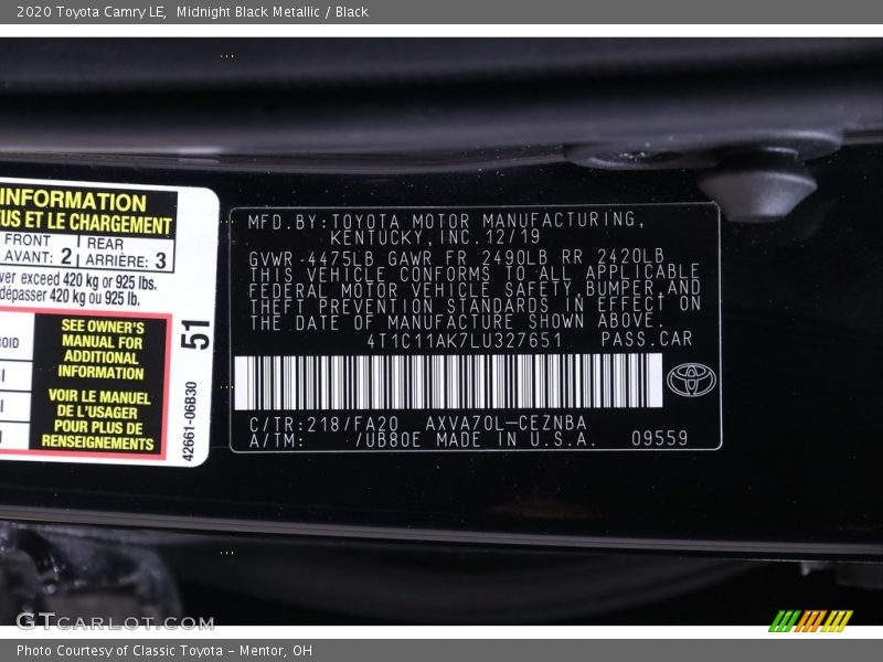 Midnight Black Metallic / Black 2020 Toyota Camry LE