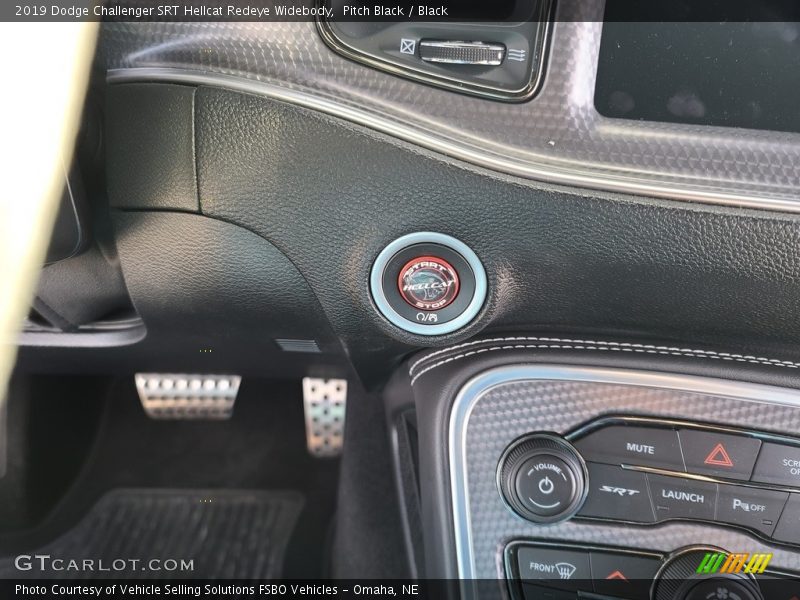 Pitch Black / Black 2019 Dodge Challenger SRT Hellcat Redeye Widebody
