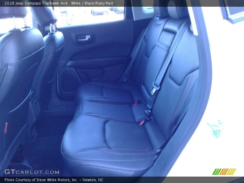 White / Black/Ruby Red 2018 Jeep Compass Trailhawk 4x4