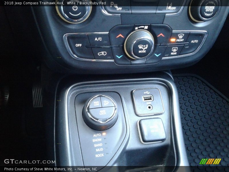 White / Black/Ruby Red 2018 Jeep Compass Trailhawk 4x4