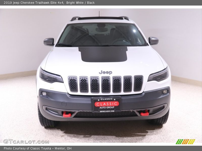 Bright White / Black 2019 Jeep Cherokee Trailhawk Elite 4x4