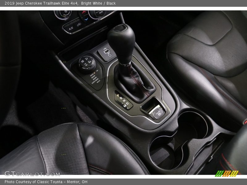 Bright White / Black 2019 Jeep Cherokee Trailhawk Elite 4x4