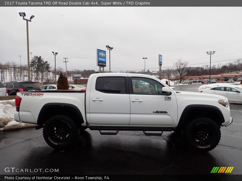 Super White / TRD Graphite 2017 Toyota Tacoma TRD Off Road Double Cab 4x4