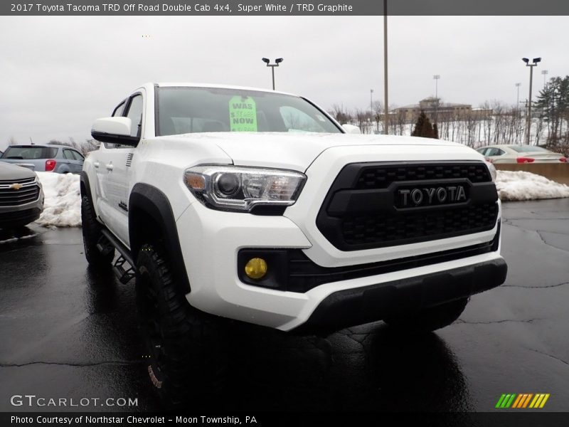 Super White / TRD Graphite 2017 Toyota Tacoma TRD Off Road Double Cab 4x4