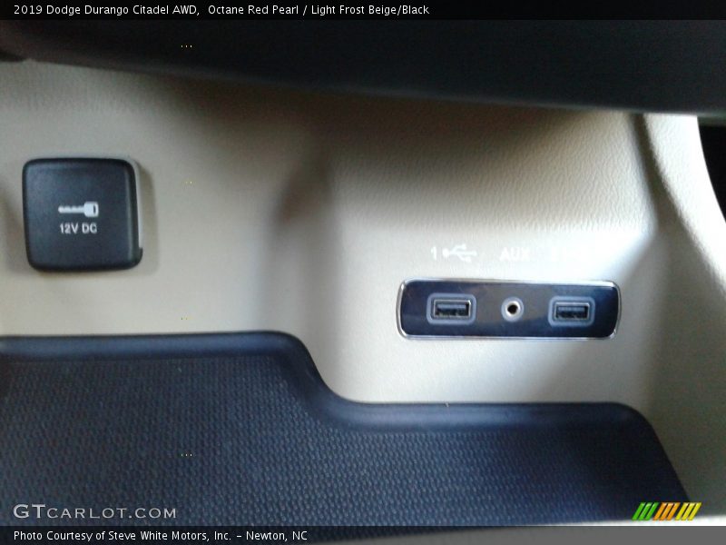 Octane Red Pearl / Light Frost Beige/Black 2019 Dodge Durango Citadel AWD