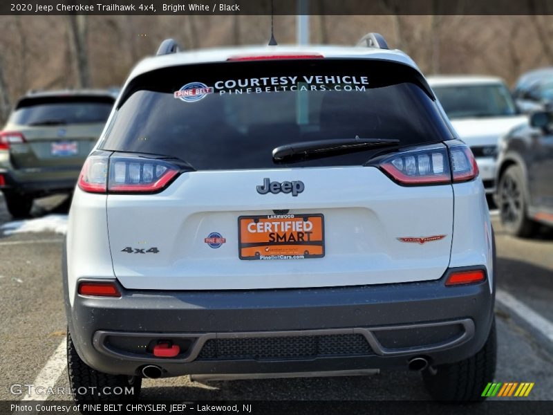 Bright White / Black 2020 Jeep Cherokee Trailhawk 4x4