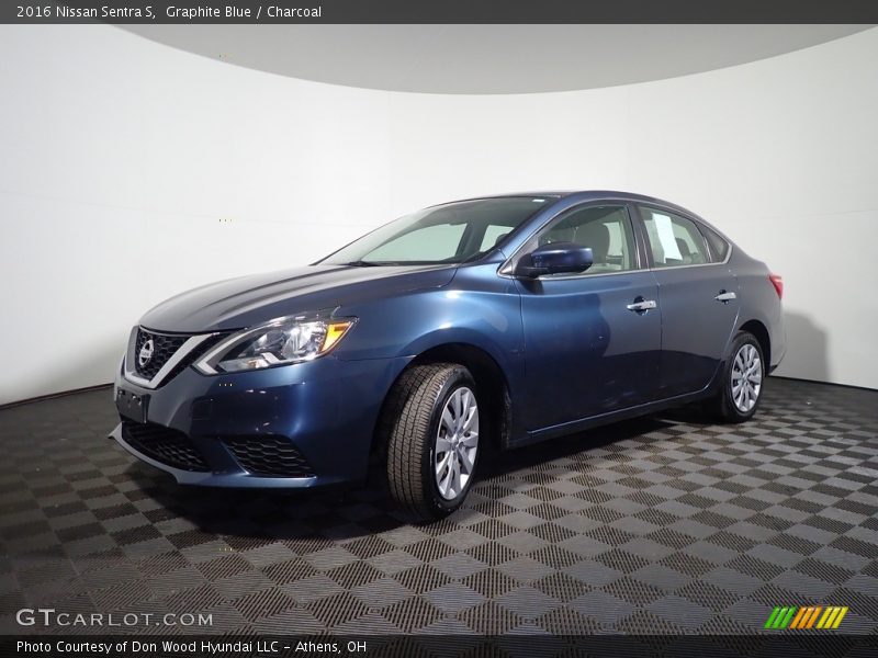 Graphite Blue / Charcoal 2016 Nissan Sentra S
