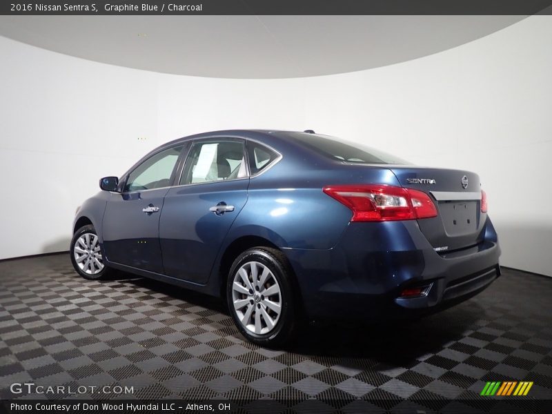 Graphite Blue / Charcoal 2016 Nissan Sentra S
