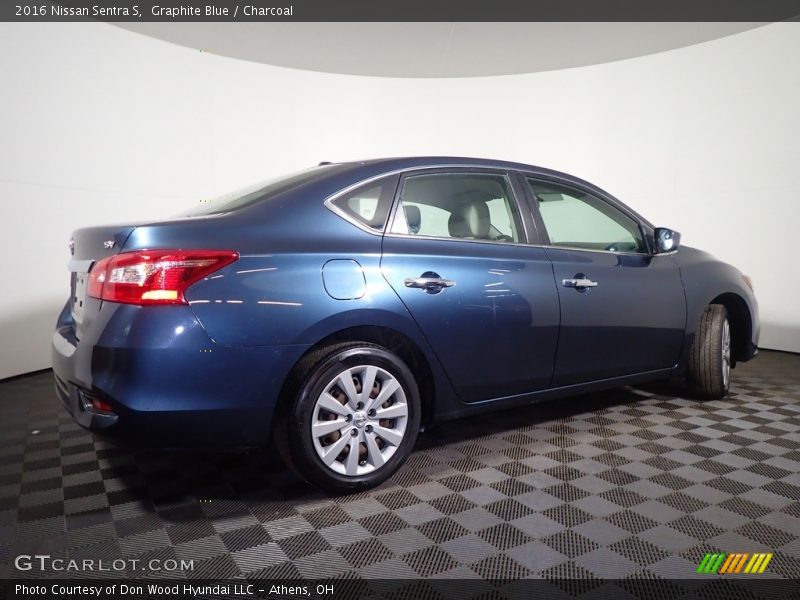 Graphite Blue / Charcoal 2016 Nissan Sentra S