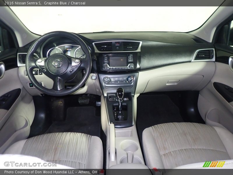 Graphite Blue / Charcoal 2016 Nissan Sentra S