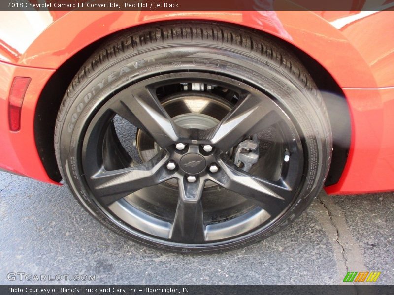 Red Hot / Jet Black 2018 Chevrolet Camaro LT Convertible