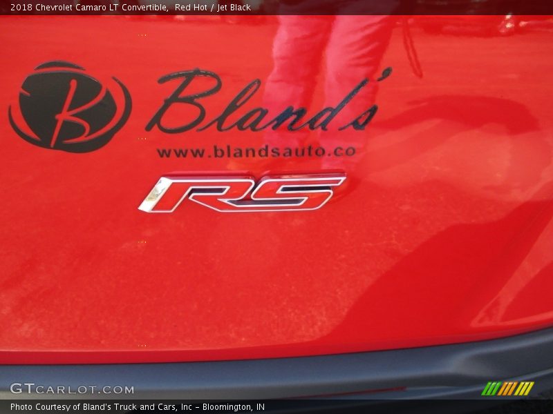 Red Hot / Jet Black 2018 Chevrolet Camaro LT Convertible