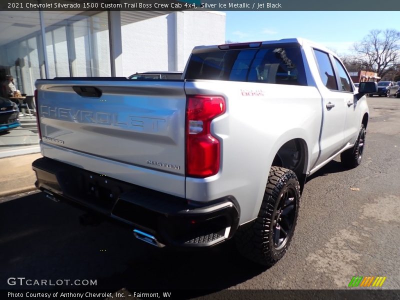 Silver Ice Metallic / Jet Black 2021 Chevrolet Silverado 1500 Custom Trail Boss Crew Cab 4x4