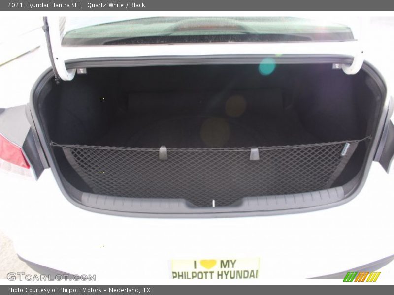 Quartz White / Black 2021 Hyundai Elantra SEL