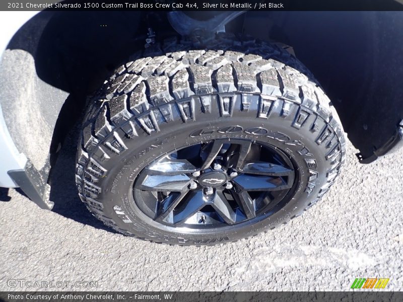 Silver Ice Metallic / Jet Black 2021 Chevrolet Silverado 1500 Custom Trail Boss Crew Cab 4x4