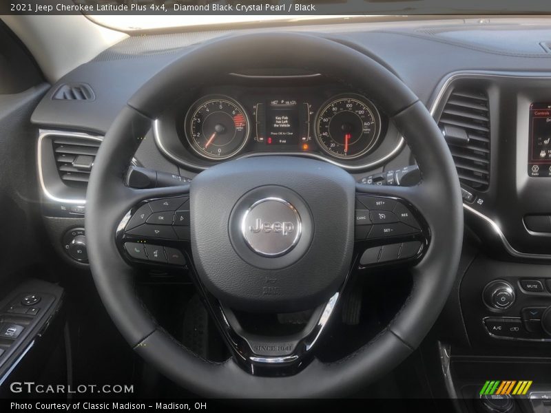 Diamond Black Crystal Pearl / Black 2021 Jeep Cherokee Latitude Plus 4x4