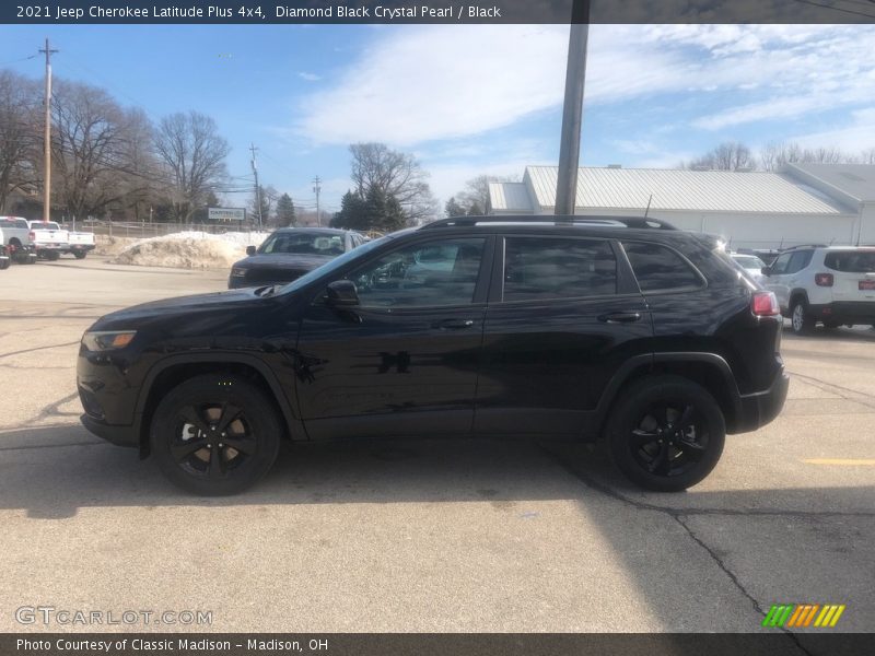 Diamond Black Crystal Pearl / Black 2021 Jeep Cherokee Latitude Plus 4x4