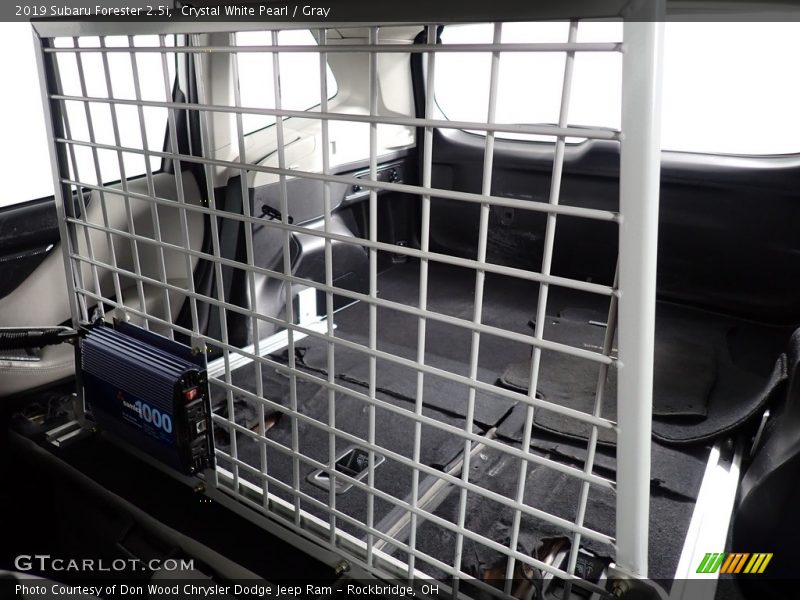 Crystal White Pearl / Gray 2019 Subaru Forester 2.5i