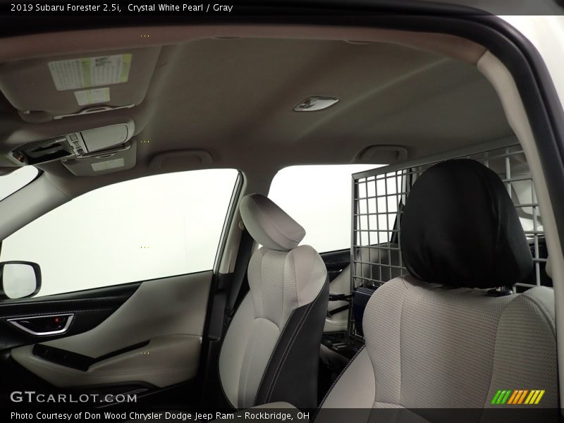 Crystal White Pearl / Gray 2019 Subaru Forester 2.5i