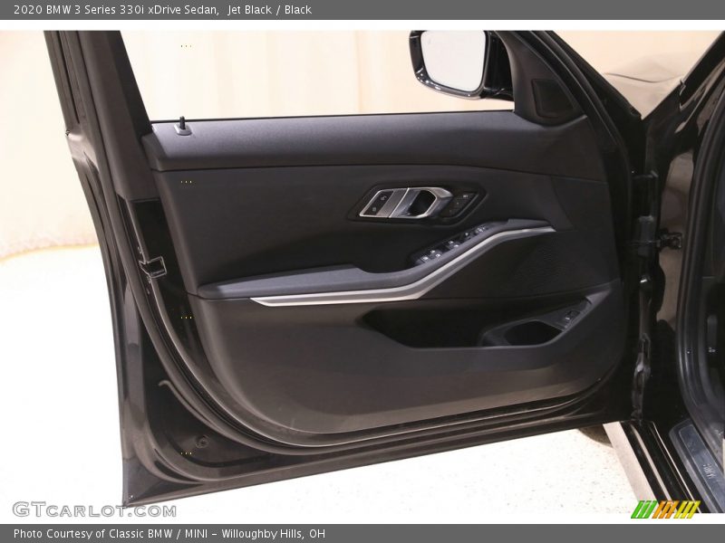 Jet Black / Black 2020 BMW 3 Series 330i xDrive Sedan