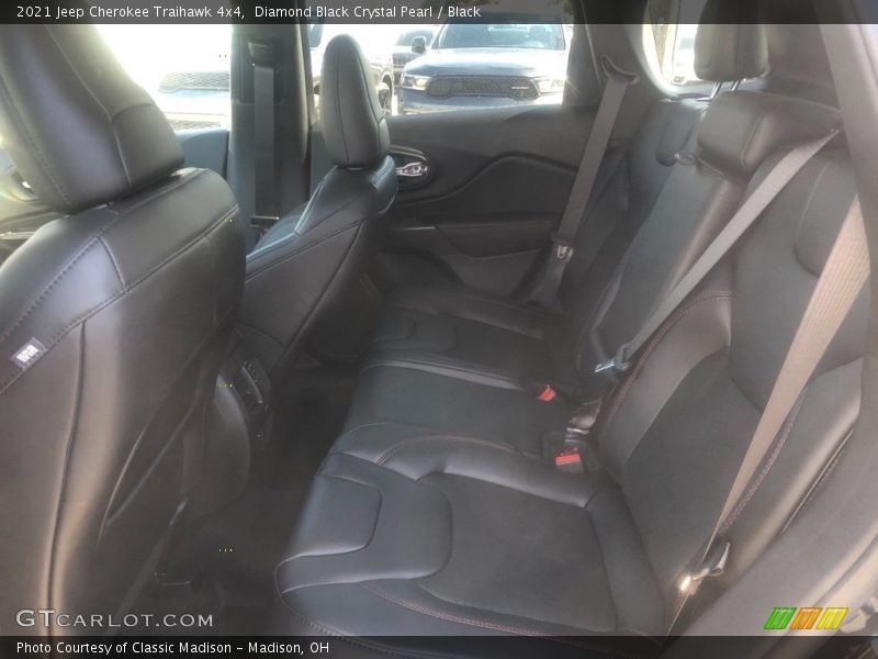 Diamond Black Crystal Pearl / Black 2021 Jeep Cherokee Traihawk 4x4