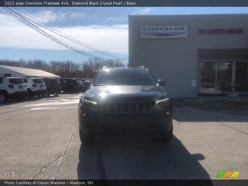 Diamond Black Crystal Pearl / Black 2021 Jeep Cherokee Traihawk 4x4