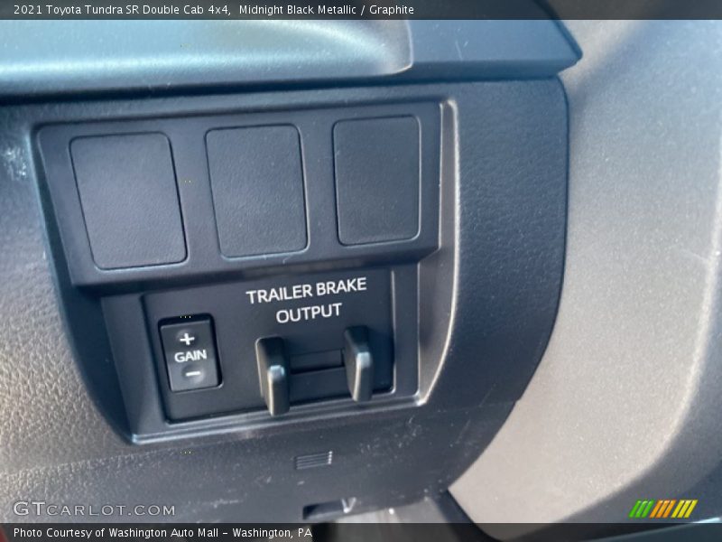 Midnight Black Metallic / Graphite 2021 Toyota Tundra SR Double Cab 4x4