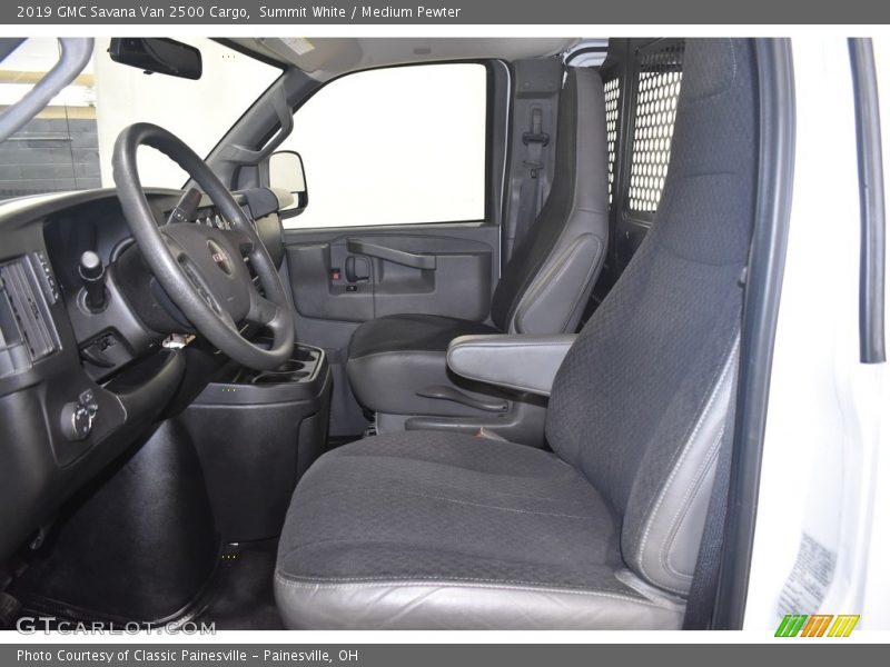 Summit White / Medium Pewter 2019 GMC Savana Van 2500 Cargo