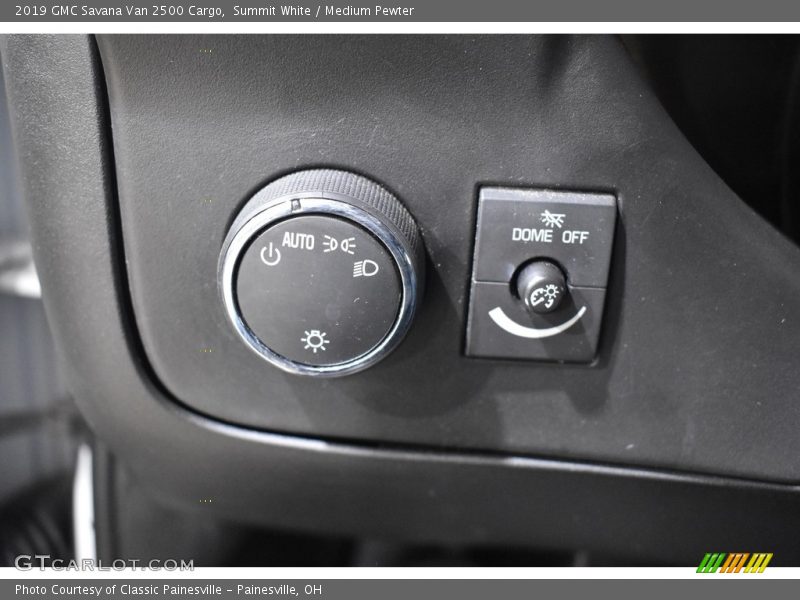 Summit White / Medium Pewter 2019 GMC Savana Van 2500 Cargo