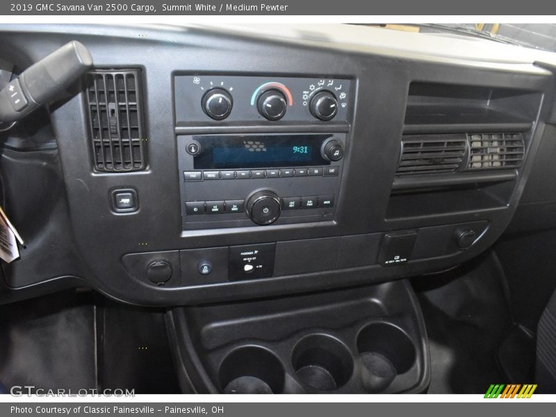 Summit White / Medium Pewter 2019 GMC Savana Van 2500 Cargo
