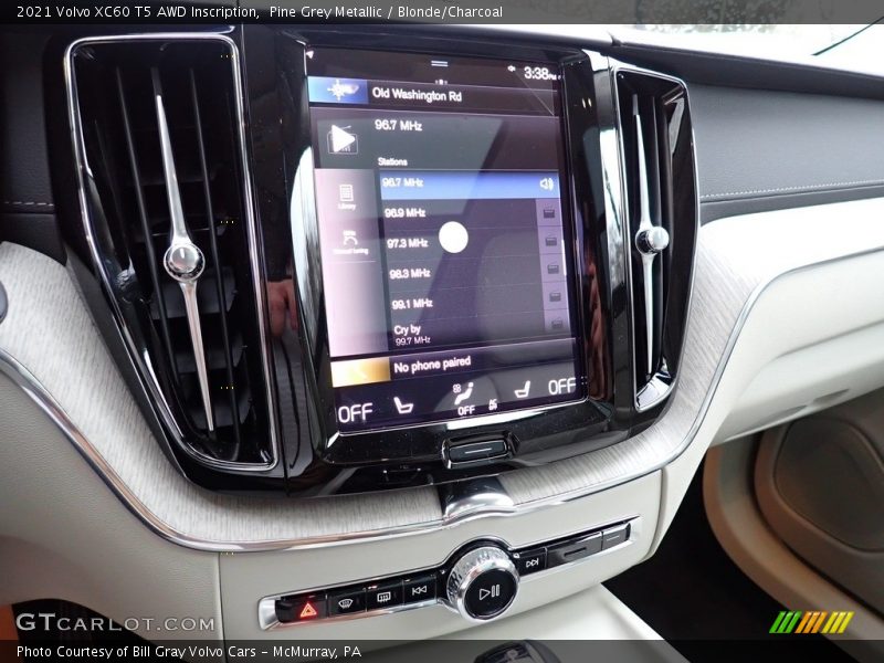 Pine Grey Metallic / Blonde/Charcoal 2021 Volvo XC60 T5 AWD Inscription
