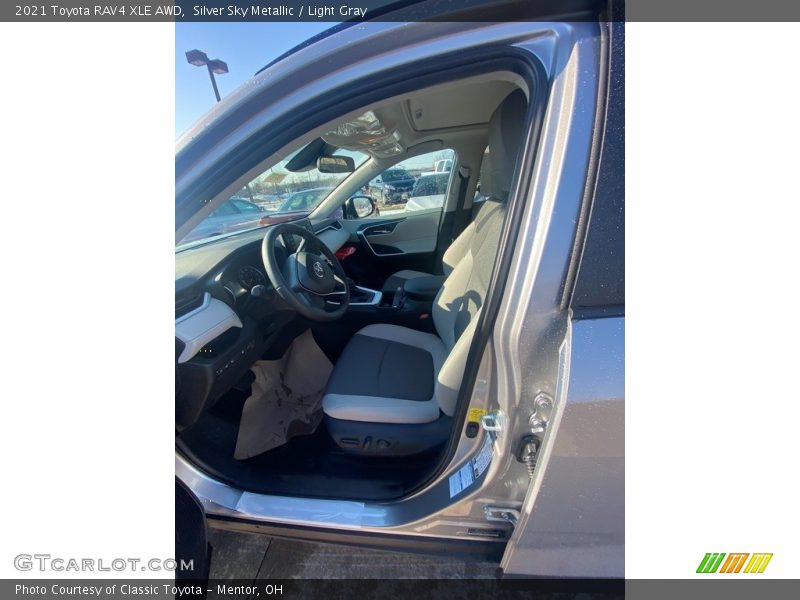 Silver Sky Metallic / Light Gray 2021 Toyota RAV4 XLE AWD