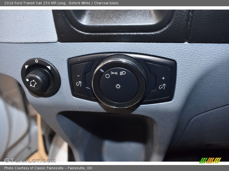 Oxford White / Charcoal black 2019 Ford Transit Van 250 MR Long