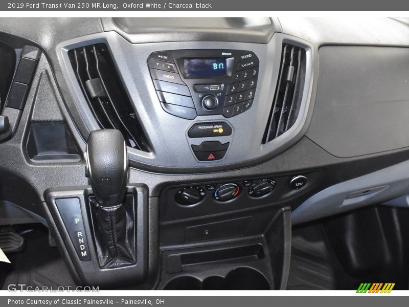 Oxford White / Charcoal black 2019 Ford Transit Van 250 MR Long