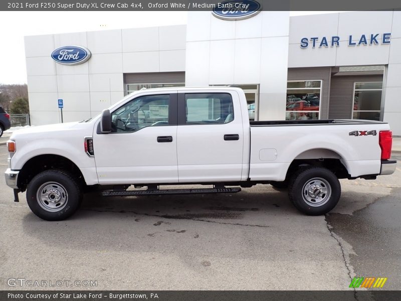 Oxford White / Medium Earth Gray 2021 Ford F250 Super Duty XL Crew Cab 4x4